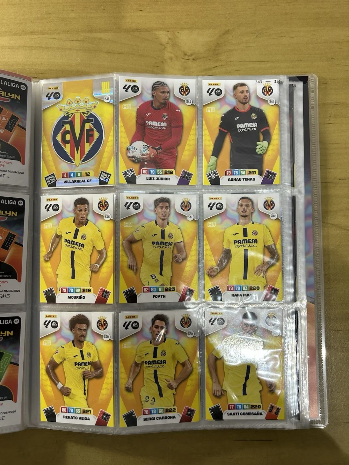 Equipo completo 19 cards Villarreal CF Panini Adrenalyn XL LaLiga 2025-26
