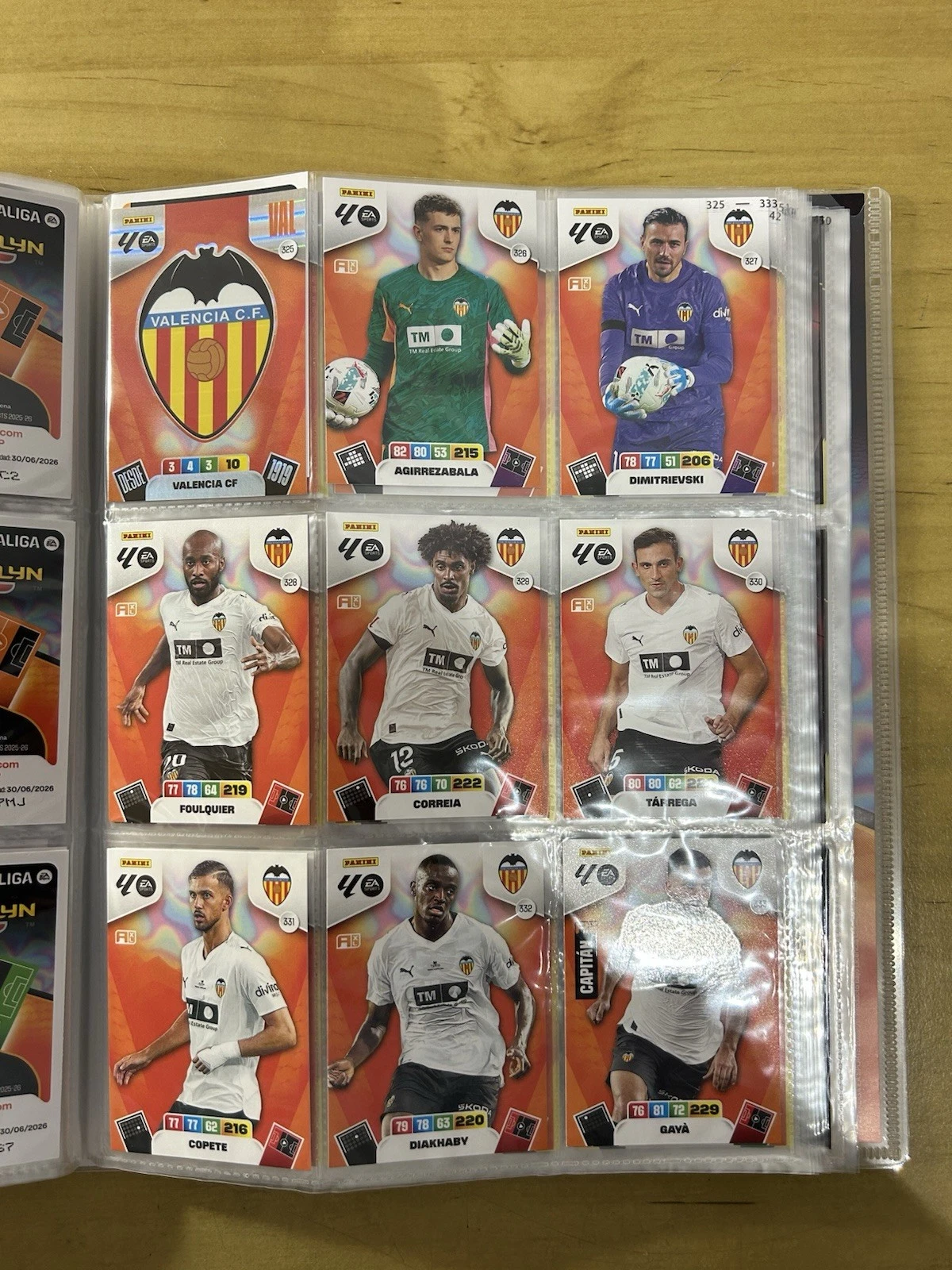 Equipo completo 19 cards Valencia CF Panini Adrenalyn XL LaLiga 2025-26