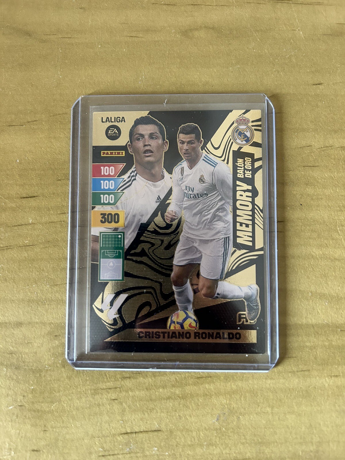 Carta Cristiano Ronaldo Memory Balón de Oro Adrenalyn XL LaLiga 2023-24 Panini