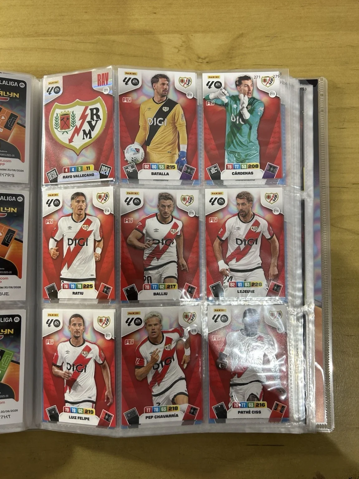 Equipo completo 19 cards Rayo Vallecano Panini Adrenalyn XL LaLiga 2025-26