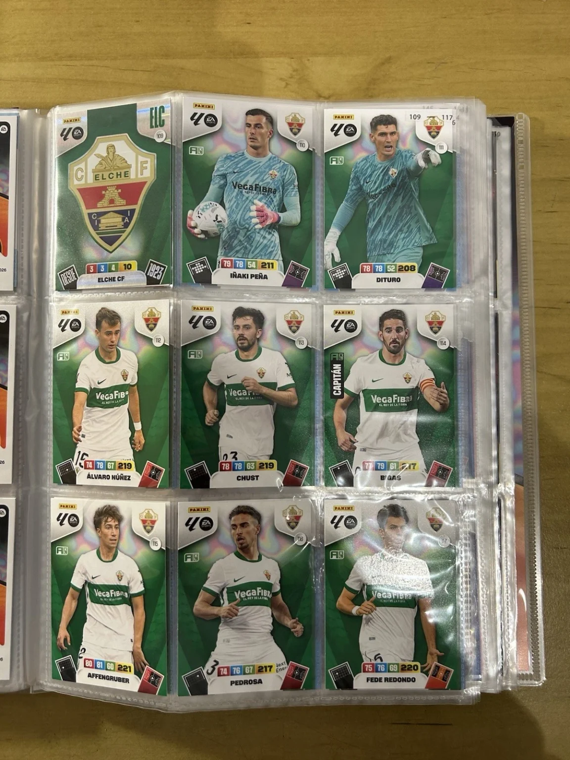 Equipo completo 19 cards Elche CF Panini Adrenalyn XL LaLiga 2025-26