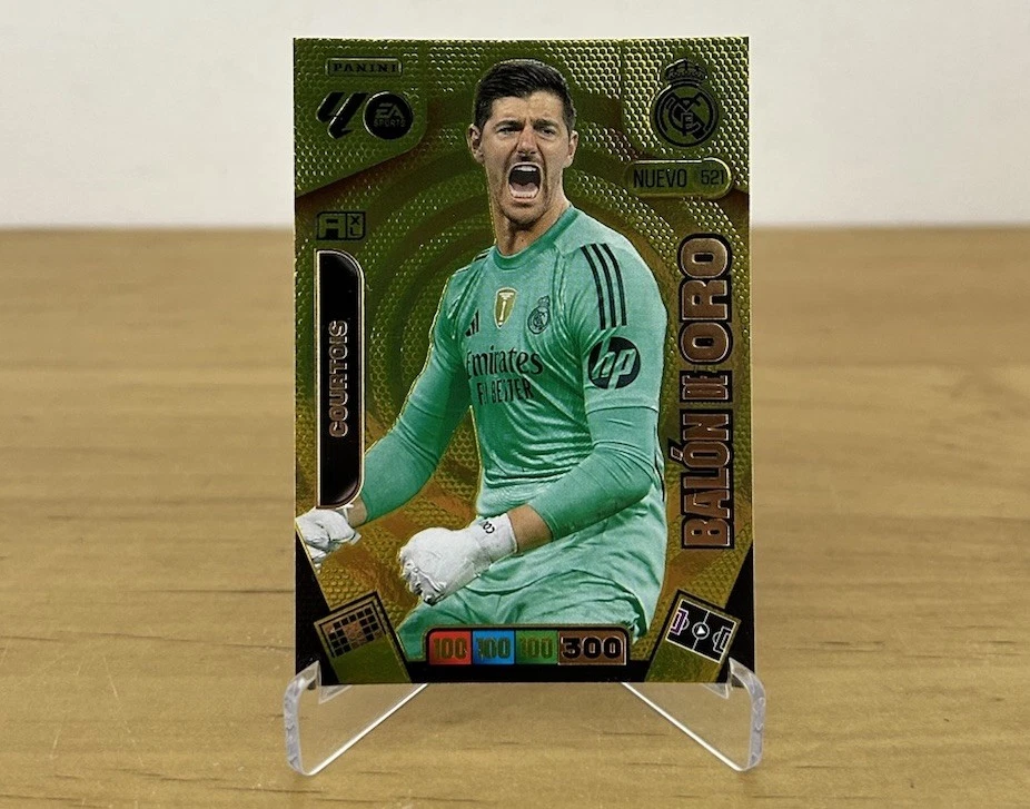 Carta Courtois Balón de Oro 521 Adrenalyn XL LaLiga 2025-26 Panini