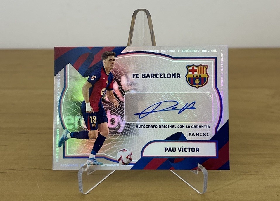 Carta Pau Víctor autógrafo original Panini Club FC Barcelona 2024-25