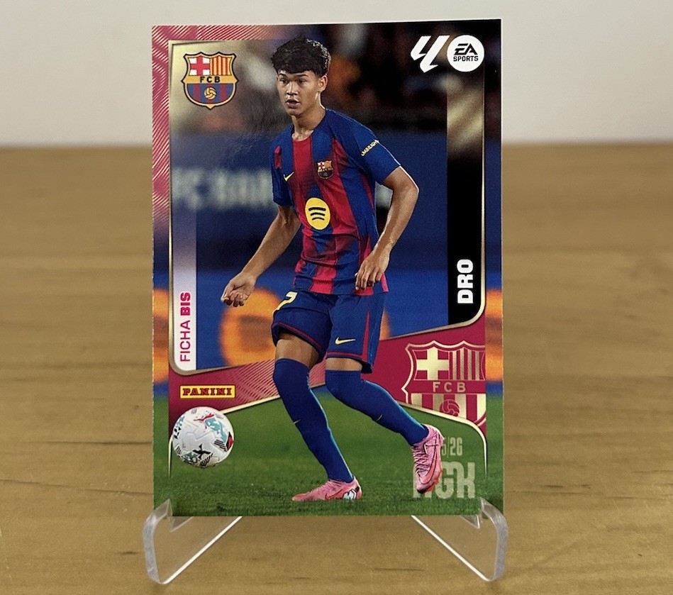 Carta Dro Fernández base 82 bis Megacracks LaLiga 2025-26 Panini FC Barcelona