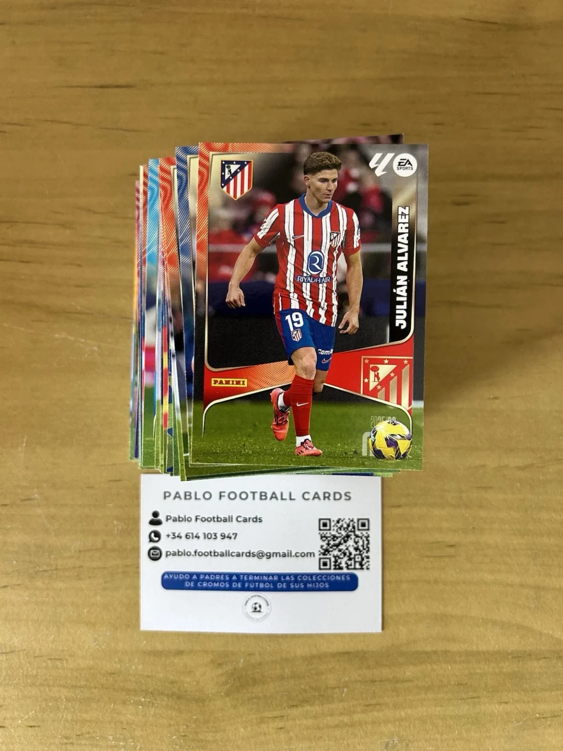 Set 100 cartas diferentes sin repetidos Panini Megacracks LaLiga 2025-26