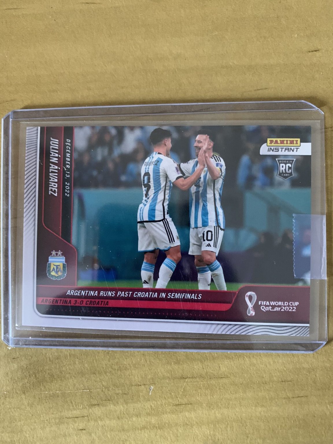 Carta Julián Álvarez 109 Panini Instant Mundial Qatar 2022 sin graduar