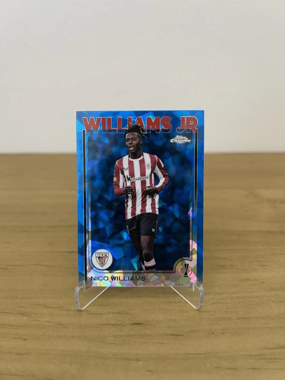 Carta Nico Williams 28 Topps Chrome Sapphire UEFA Club Competitions 2024-25