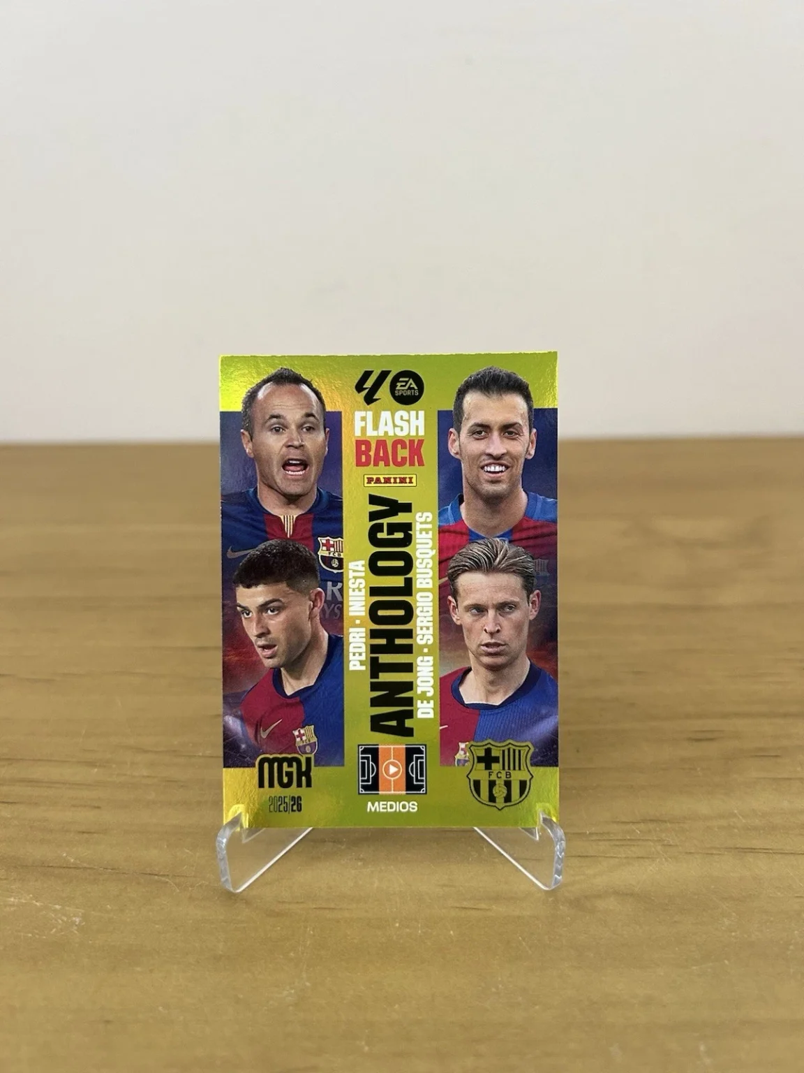 Carta Flashback Anthology Iniesta Pedri Panini Megacracks LaLiga 2025-26