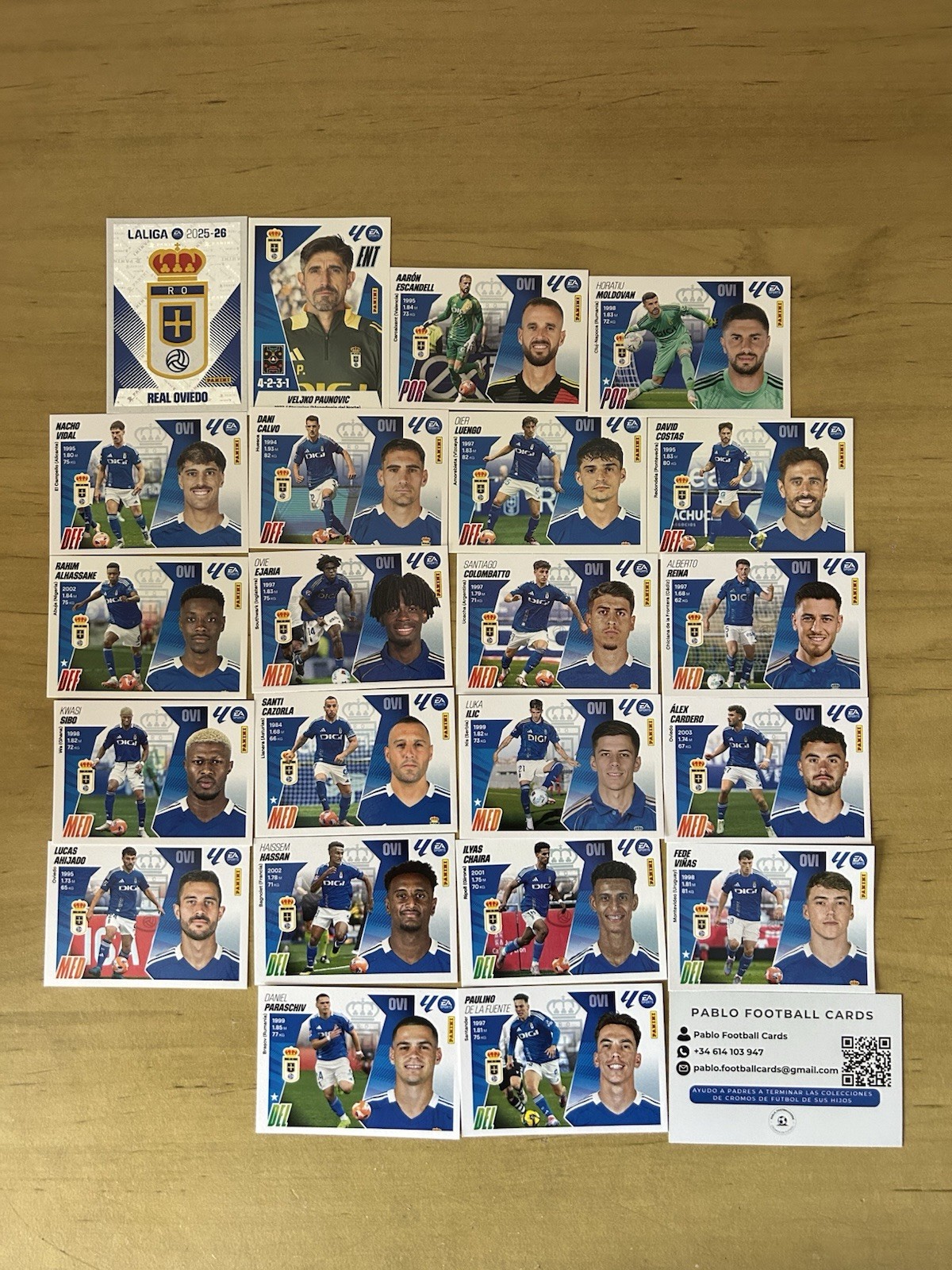 Equipo completo 22 stickers Real Oviedo LaLiga Este 2025-26 Panini Santi Cazorla