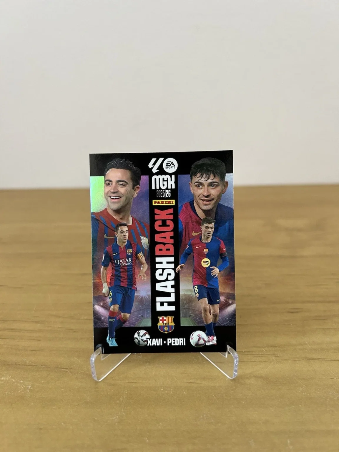 Carta Flashback Xavi Pedri FC Barcelona Panini Megacracks LaLiga 2025-26