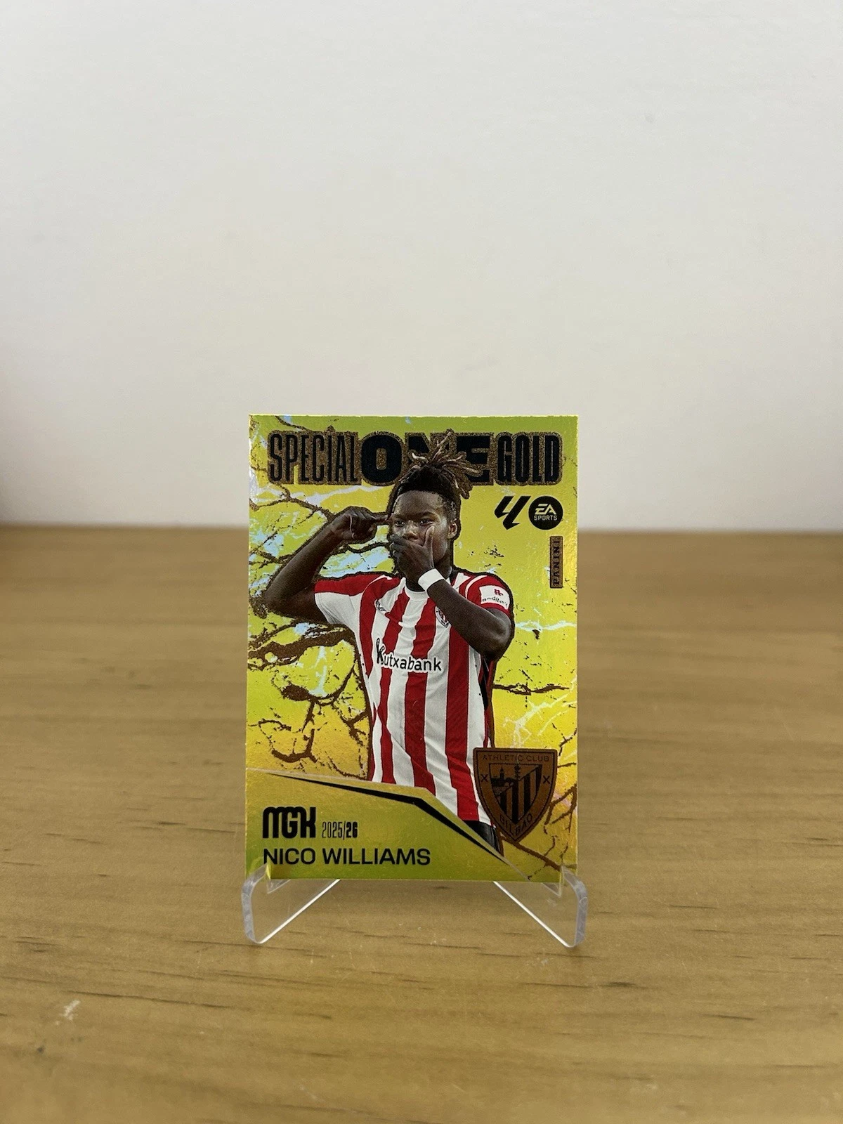 Cromo Nico Williams Special One Gold Panini Megacracks LaLiga 2025-26