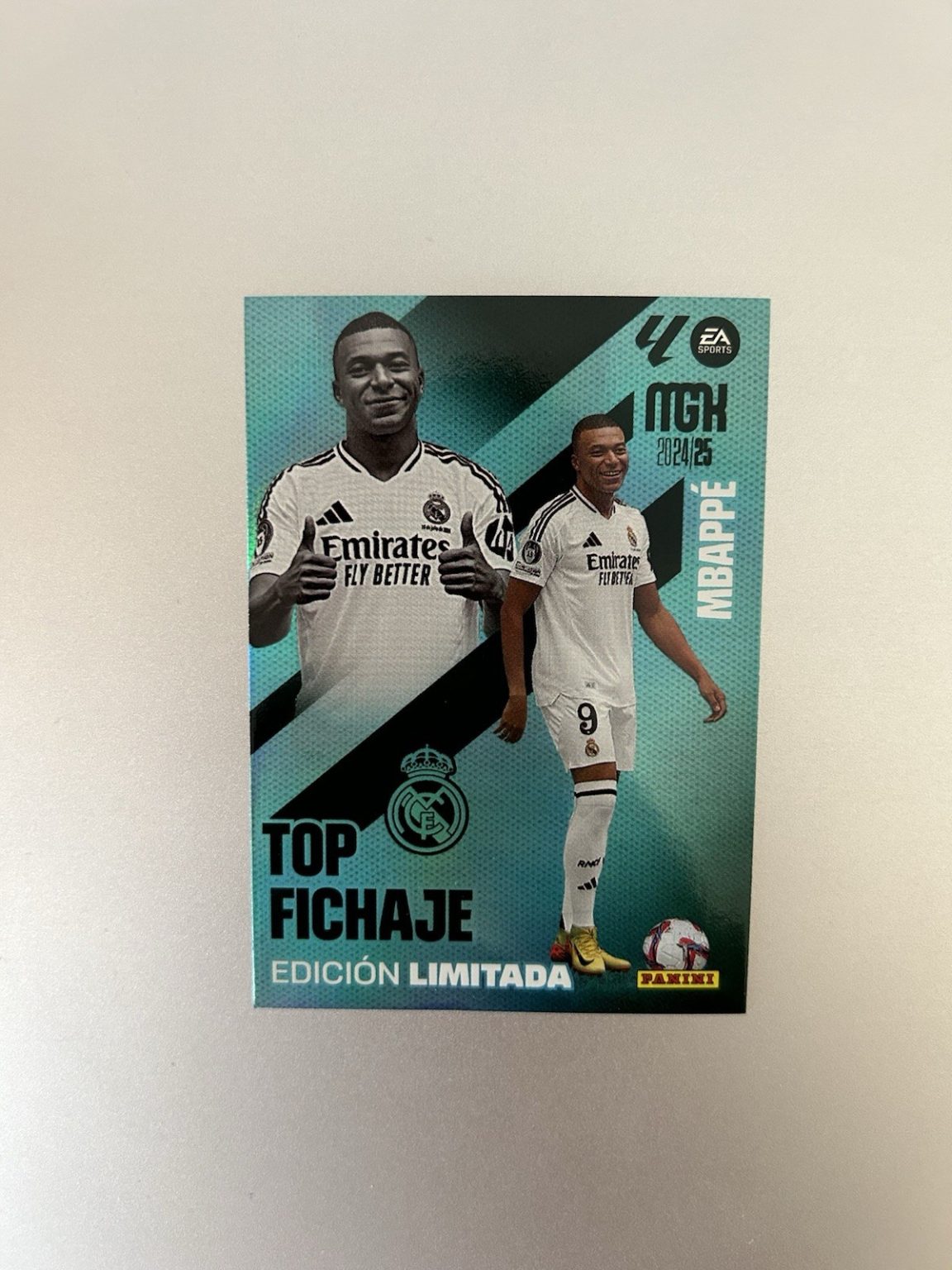 Carta Kylian Mbappé Edición Limitada rookie Megacracks LaLiga 2024-25 Real Madrid