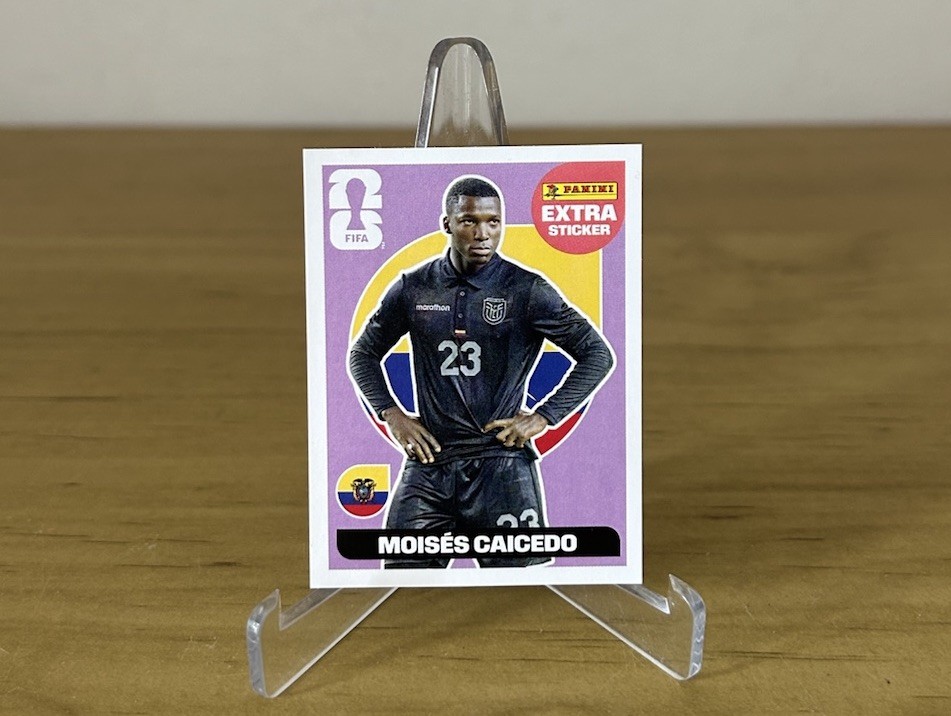 Extra Sticker Rosa Moisés Caicedo Panini FIFA World Cup 2026
