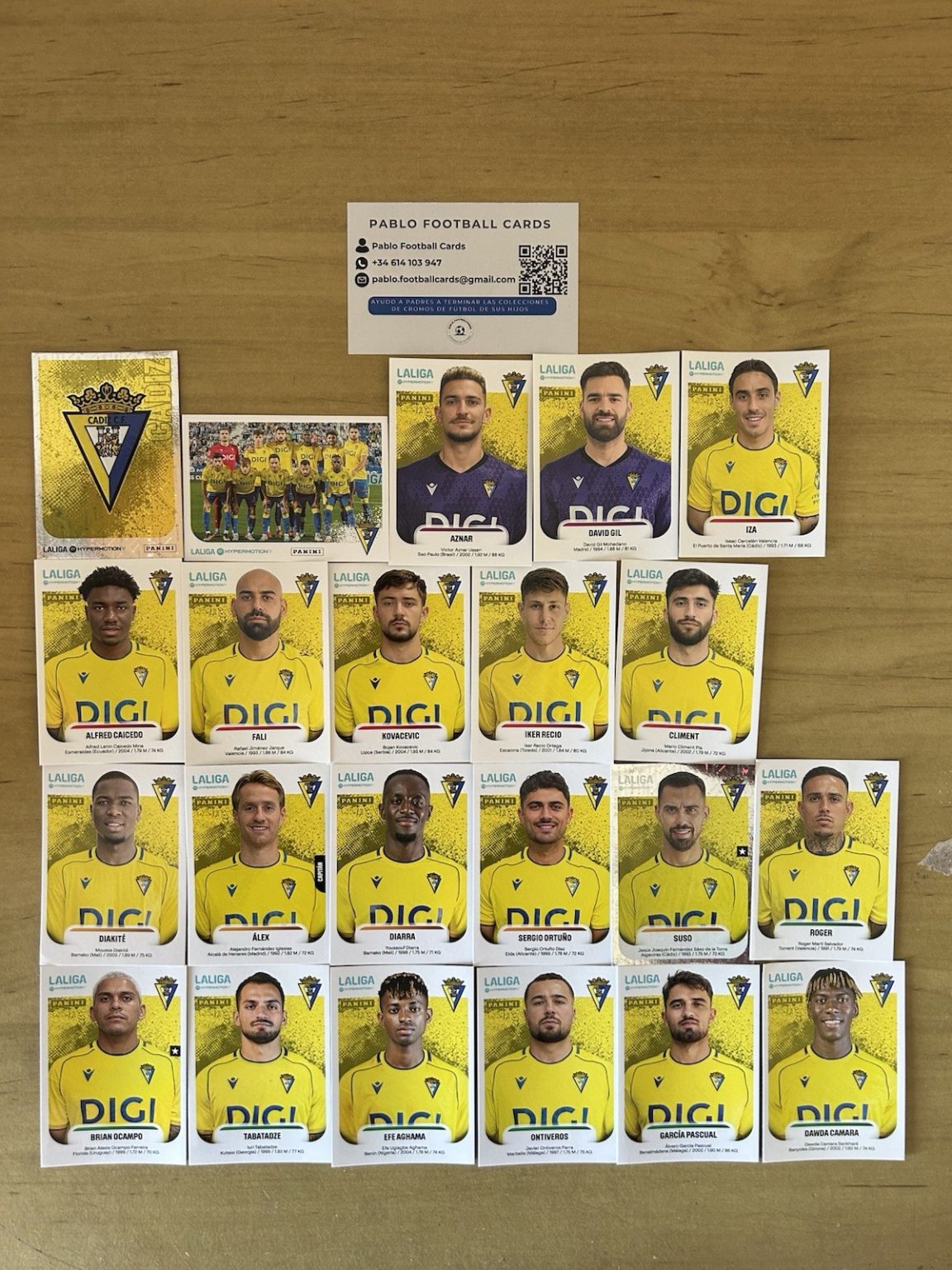 Equipo completo 22 stickers Cádiz CF Panini Liga Hypermotion 2025-26