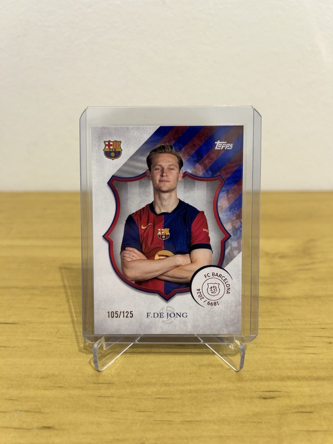 Carta Frenkie de Jong paralela numerada 125 Topps FC Barcelona 125 Aniversario