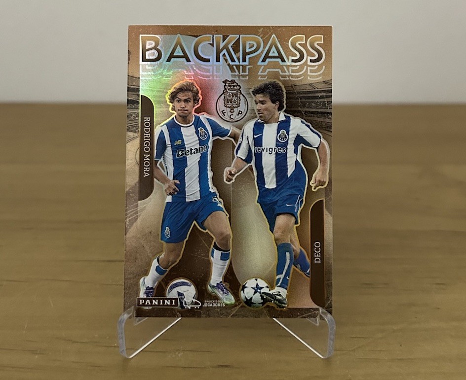 Carta Rodrigo Mora rookie Backpass numerada 250 Panini Ídolos Liga Portugal 2025-26 FC Porto