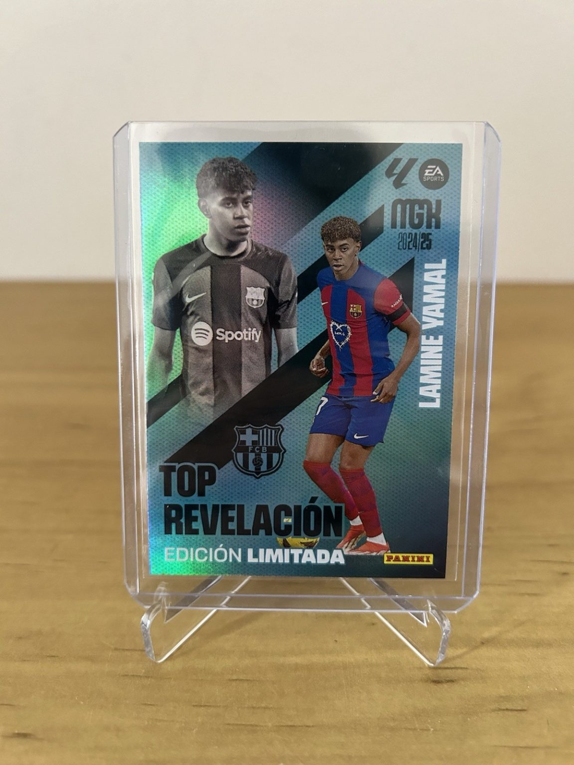 Carta Lamine Yamal Edición Limitada Megacracks LaLiga 2024-25 Panini FC Barcelona