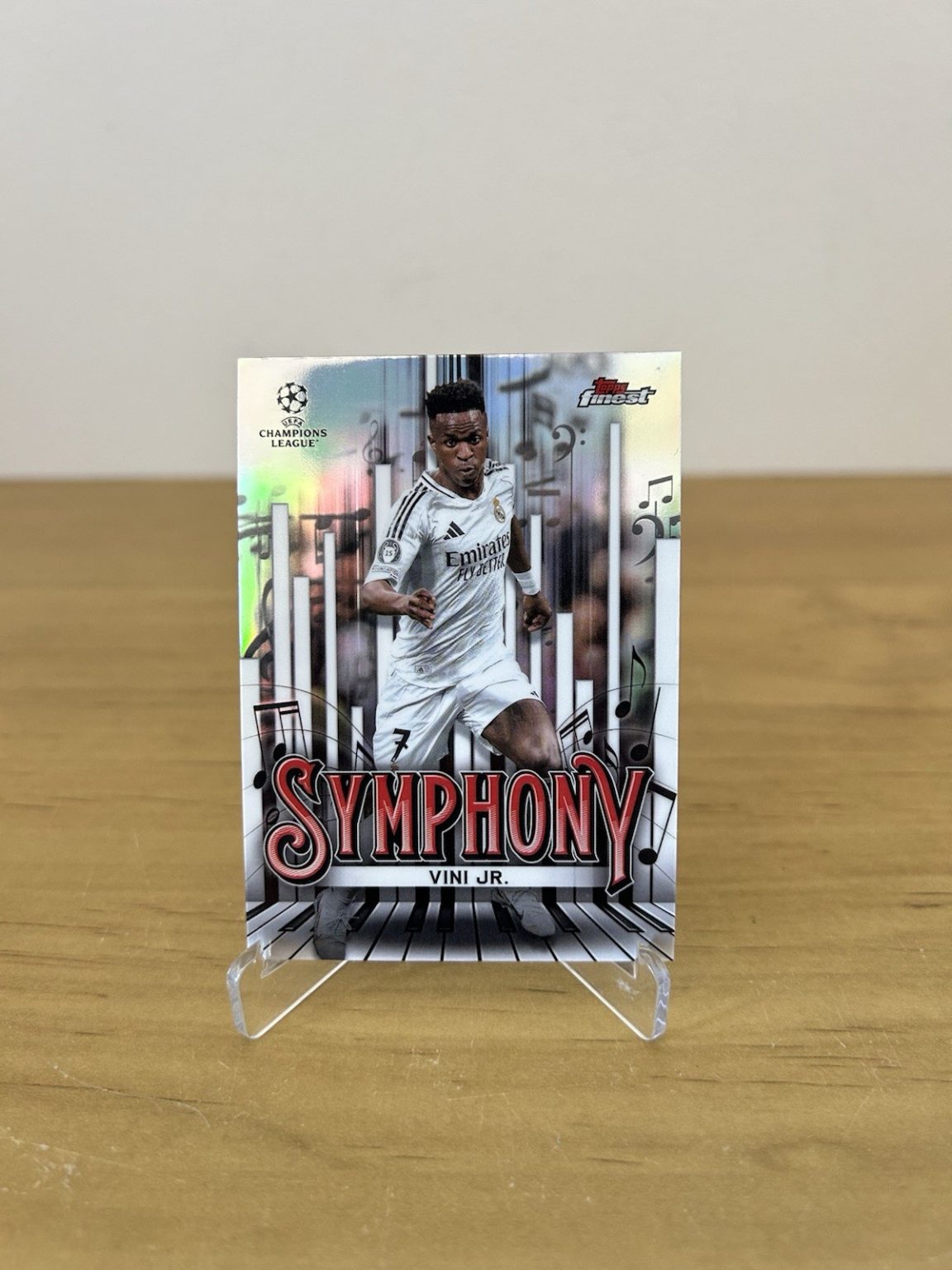 Carta Vinicius Jr Symphony SY-12 Topps Finest UEFA 2024-25 Real Madrid