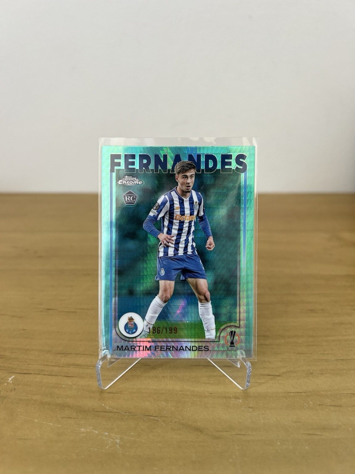 Carta Martim Fernandes rookie numerada 199 Topps Chrome UEFA 2024-25 FC Porto