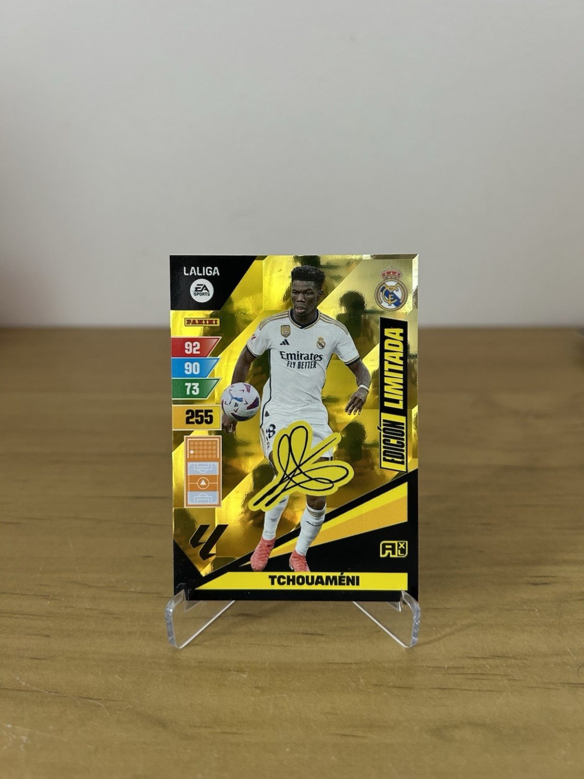 Carta Tchouaméni Firma Edición Limitada Adrenalyn XL LaLiga 2023-24 Real Madrid