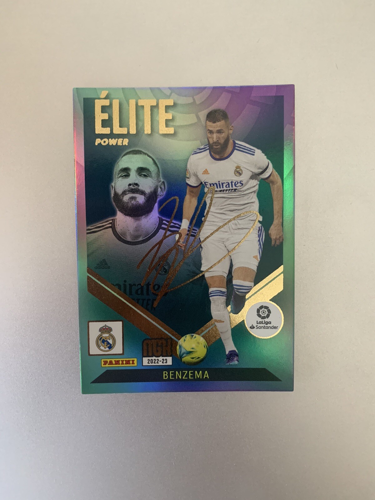 Carta Karim Benzema Elite Power P1 Firma Megacracks LaLiga 2022-23 Real Madrid