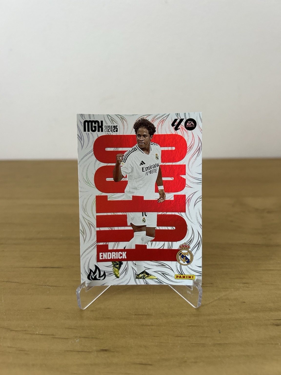 Carta Endrick Fuego 499 Megacracks LaLiga 2024-25 Real Madrid