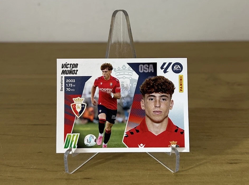 Sticker Victor Muñoz Rookie 17 CA Osasuna LaLiga Este 2025-26 Panini