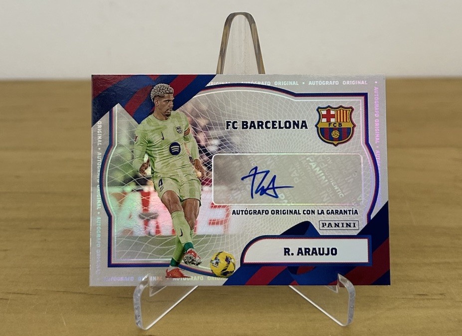 Carta Ronald Araújo autógrafo original Panini Club FC Barcelona 2024-25