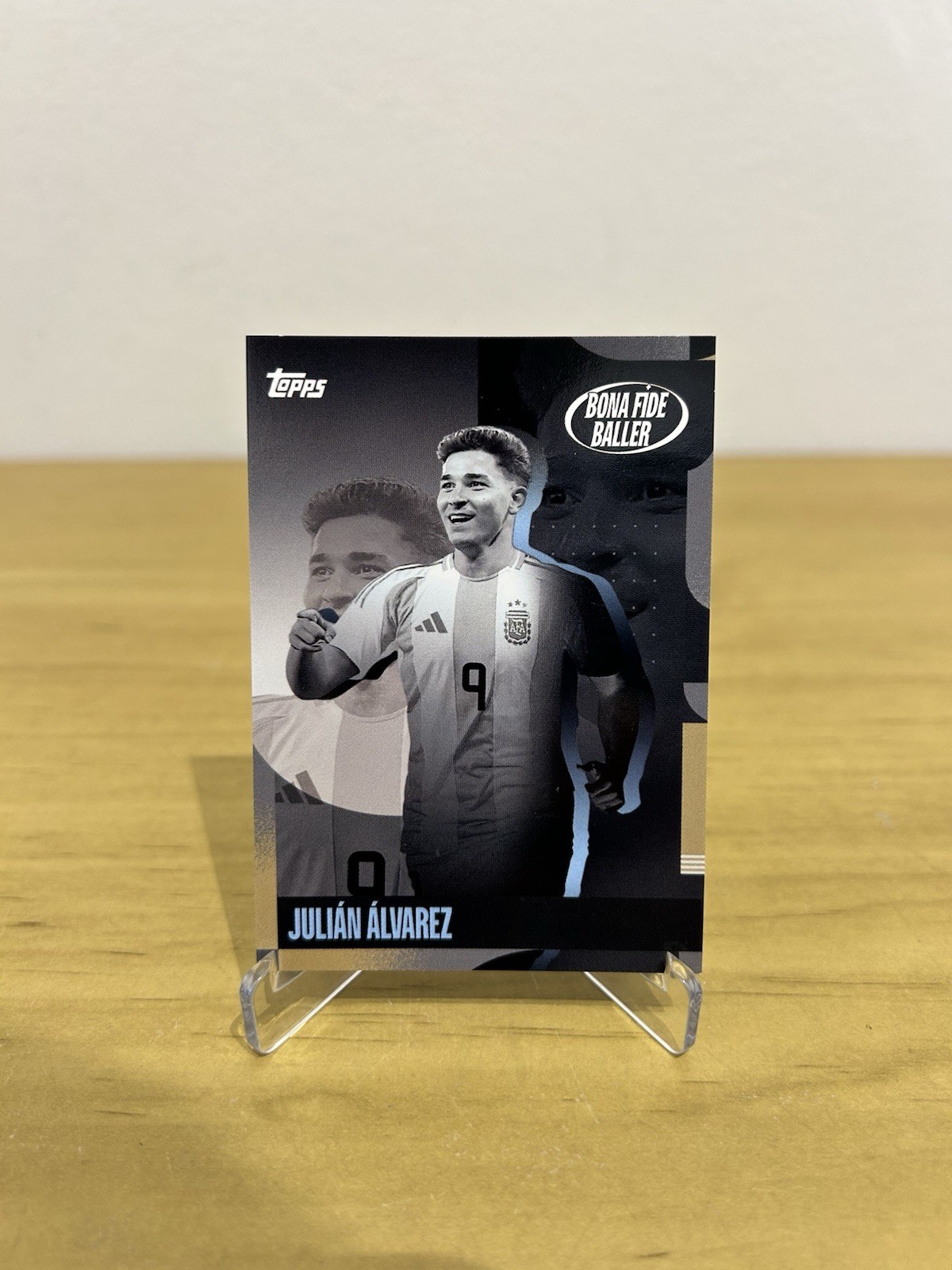 Carta Julián Álvarez Bona Fide Baller Topps Team Set Argentina 2024-25