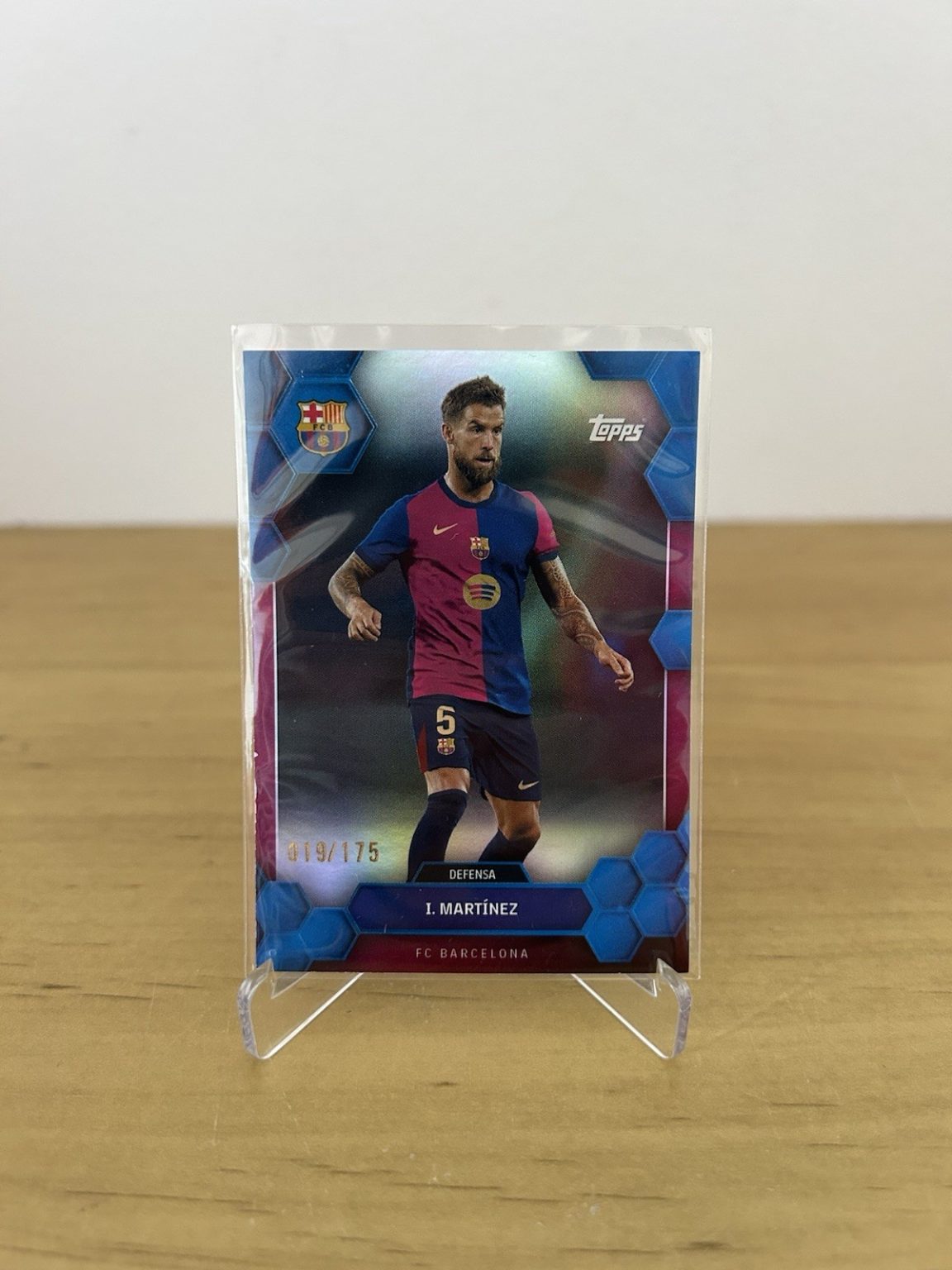 Carta Iñigo Martínez numerada 175 Topps FC Barcelona Fan Set 2024-25