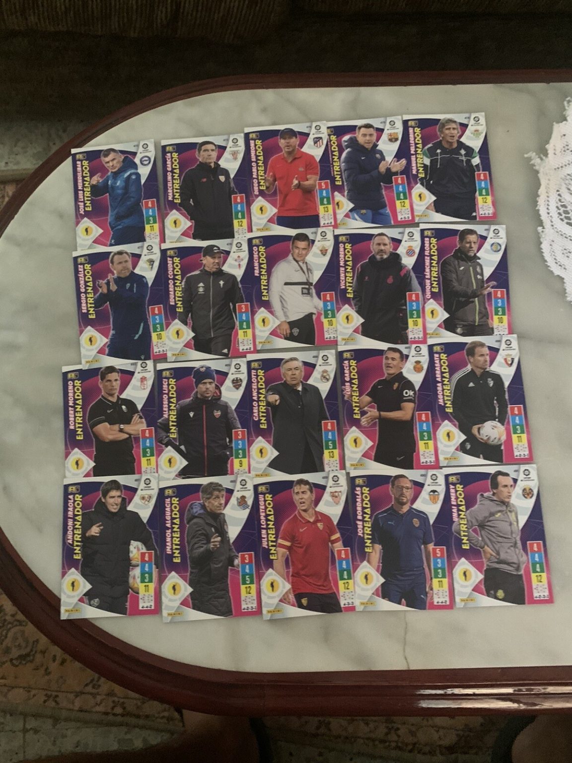 Set completo 20 entrenadores nuevos Panini Adrenalyn XL LaLiga 2021-22