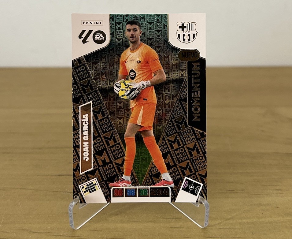 Carta Joan García Nuevo Momentum Adrenalyn XL LaLiga 2025-26 FC Barcelona