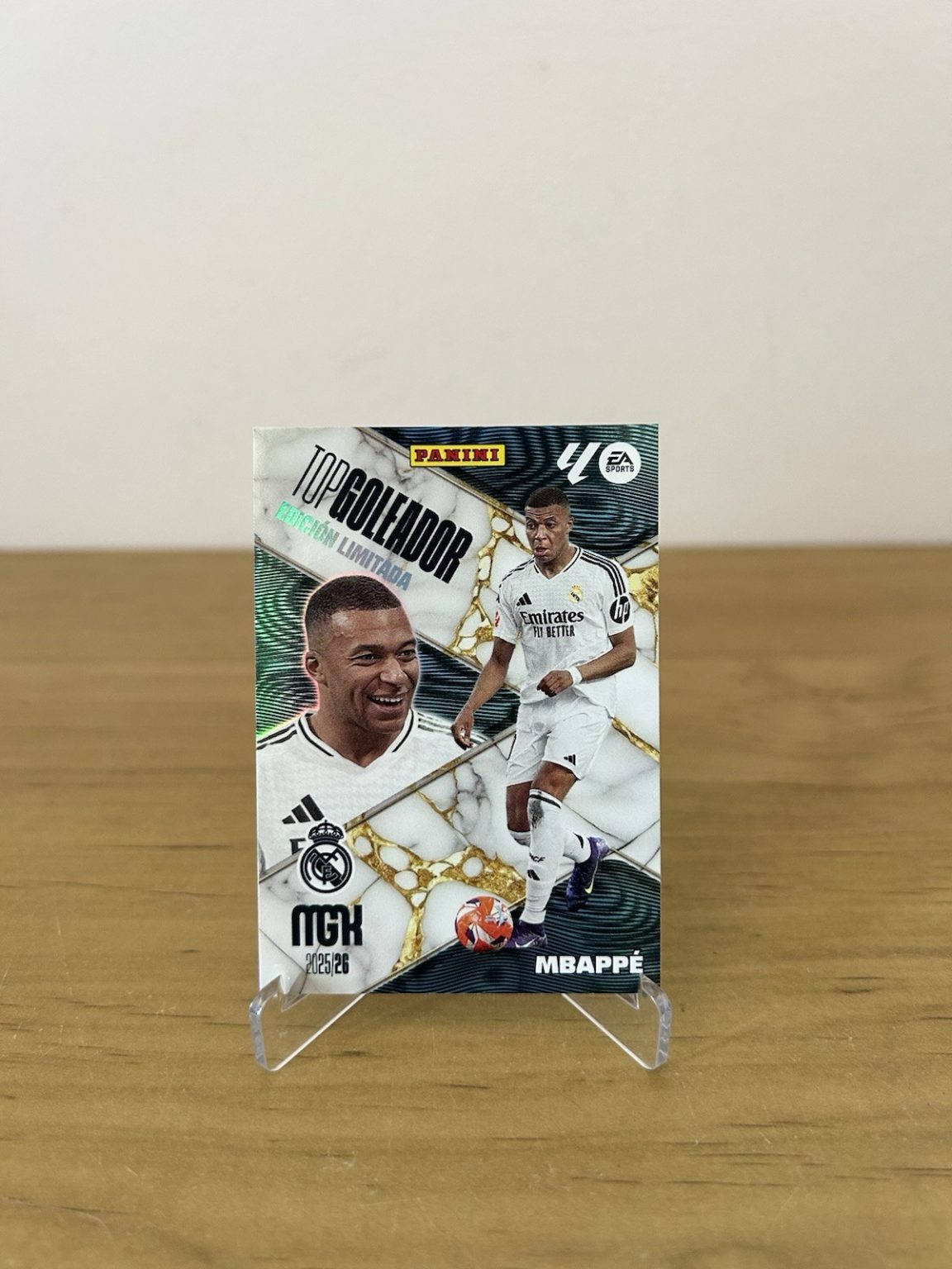 Carta Kylian Mbappé Edición Limitada Megacracks LaLiga 2025-26 Real Madrid