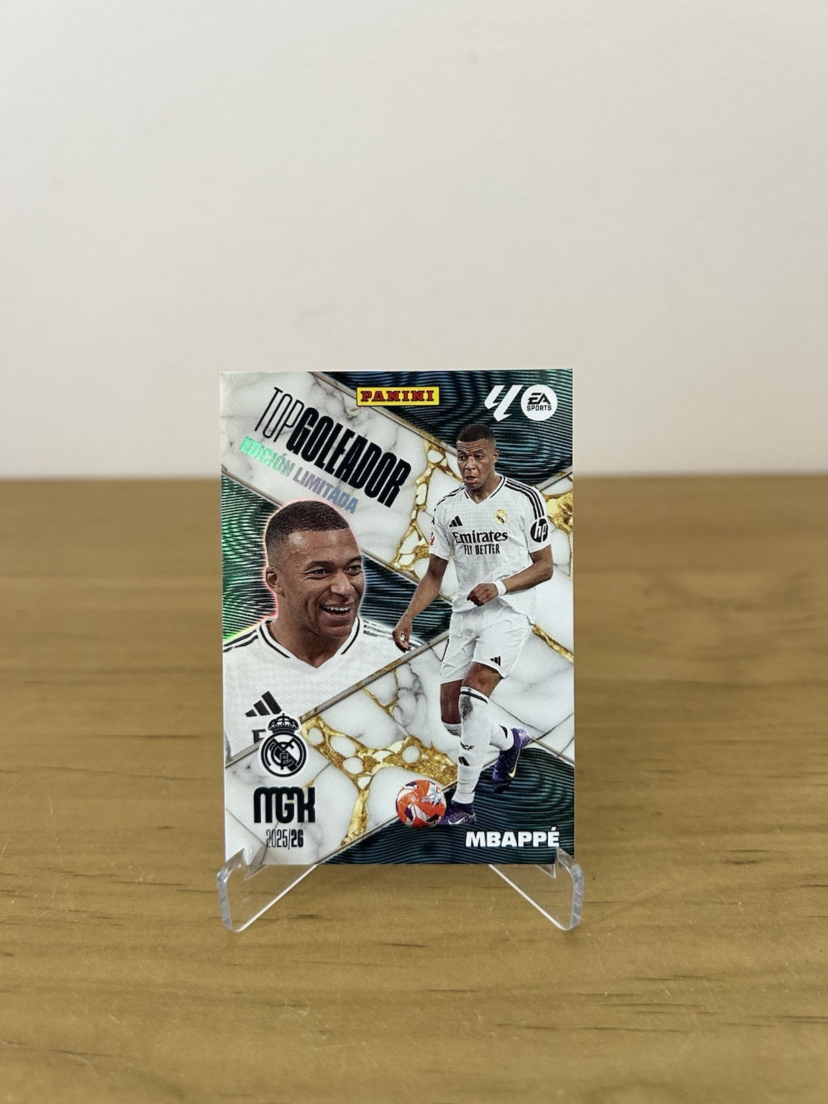 Carta Kylian Mbappé Edición Limitada Megacracks LaLiga 2025-26 Real Madrid