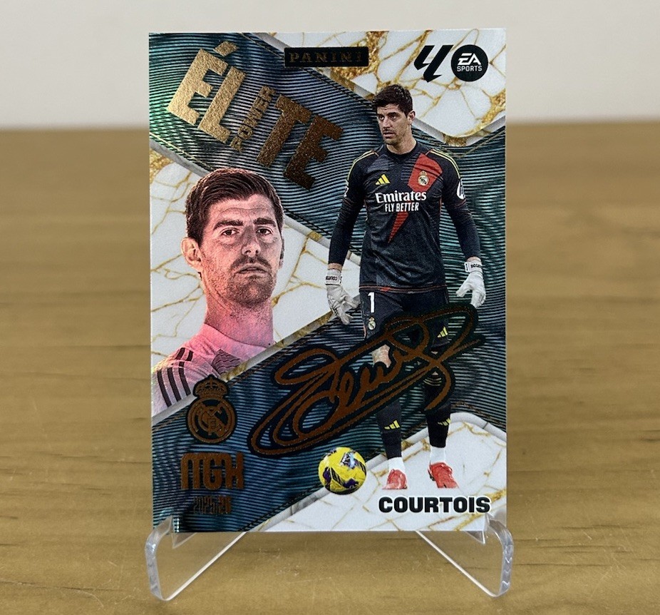 Carta Thibaut Courtois Elite Power P3 Firmada Megacracks LaLiga 2025-26 Real Madrid