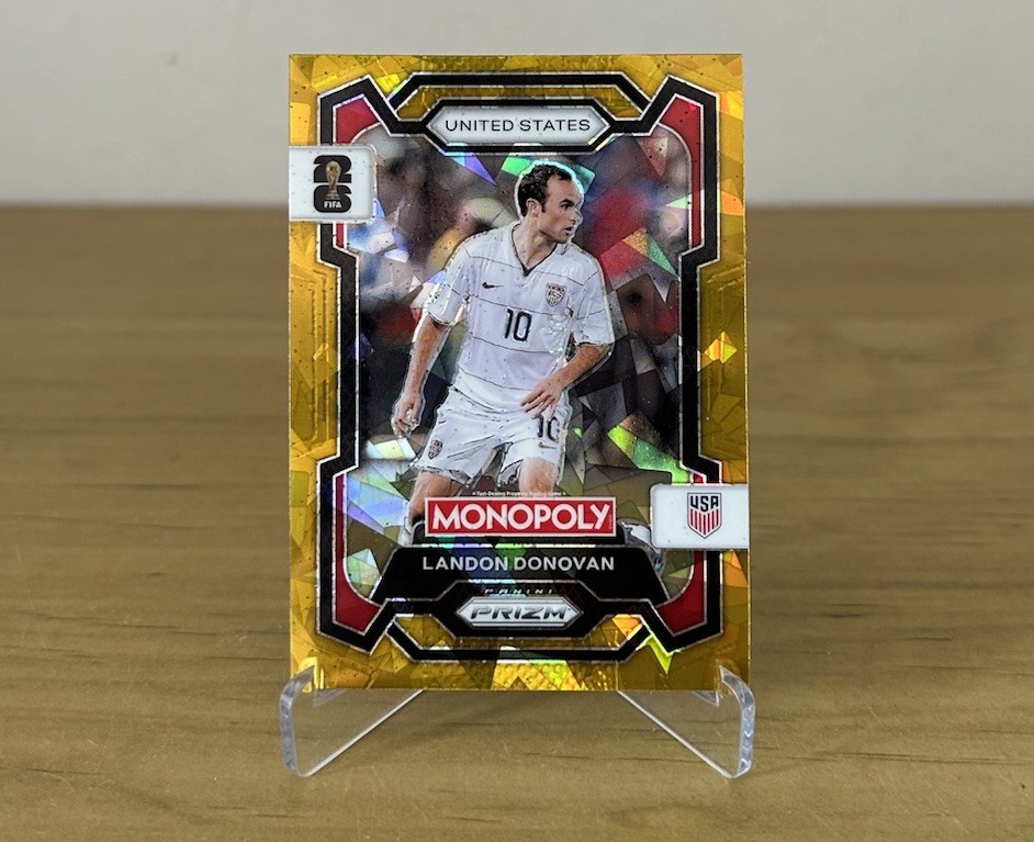 Carta Landon Donovan Gold Cracked Ice Panini Prizm Monopoly FIFA World Cup 2026 Estados Unidos