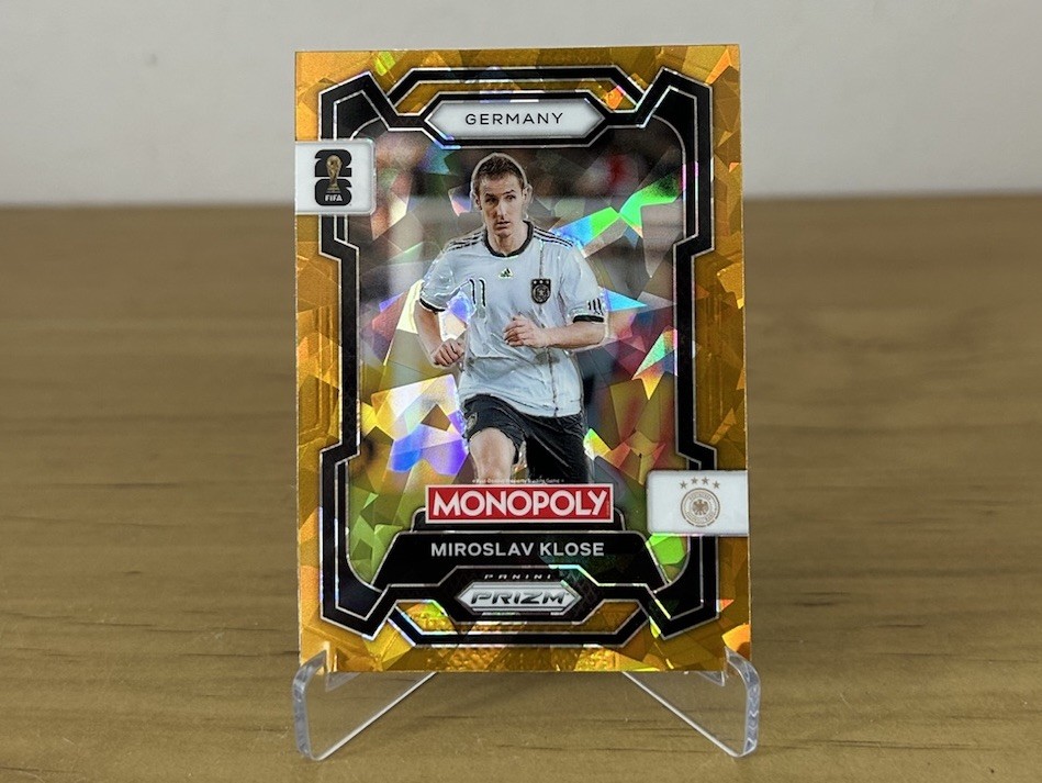 Carta Miroslav Klose Gold Cracked Ice Panini Prizm Monopoly FIFA World Cup 2026 Alemania