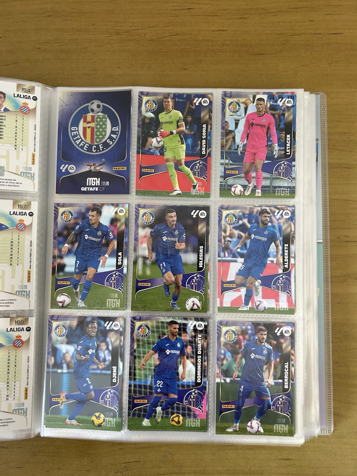 Equipo completo 18 cards Getafe CF Megacracks LaLiga 2025-26 Panini