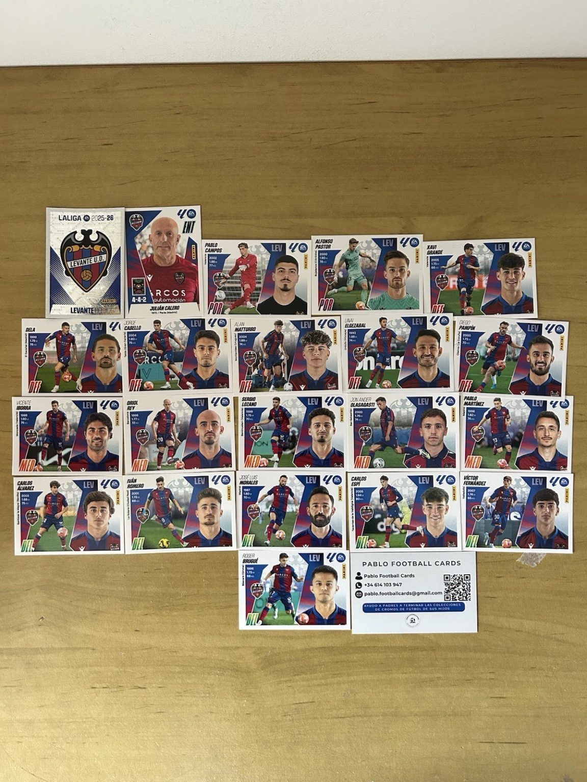 Equipo completo 21 stickers Levante UD Panini LaLiga Este 2025-26