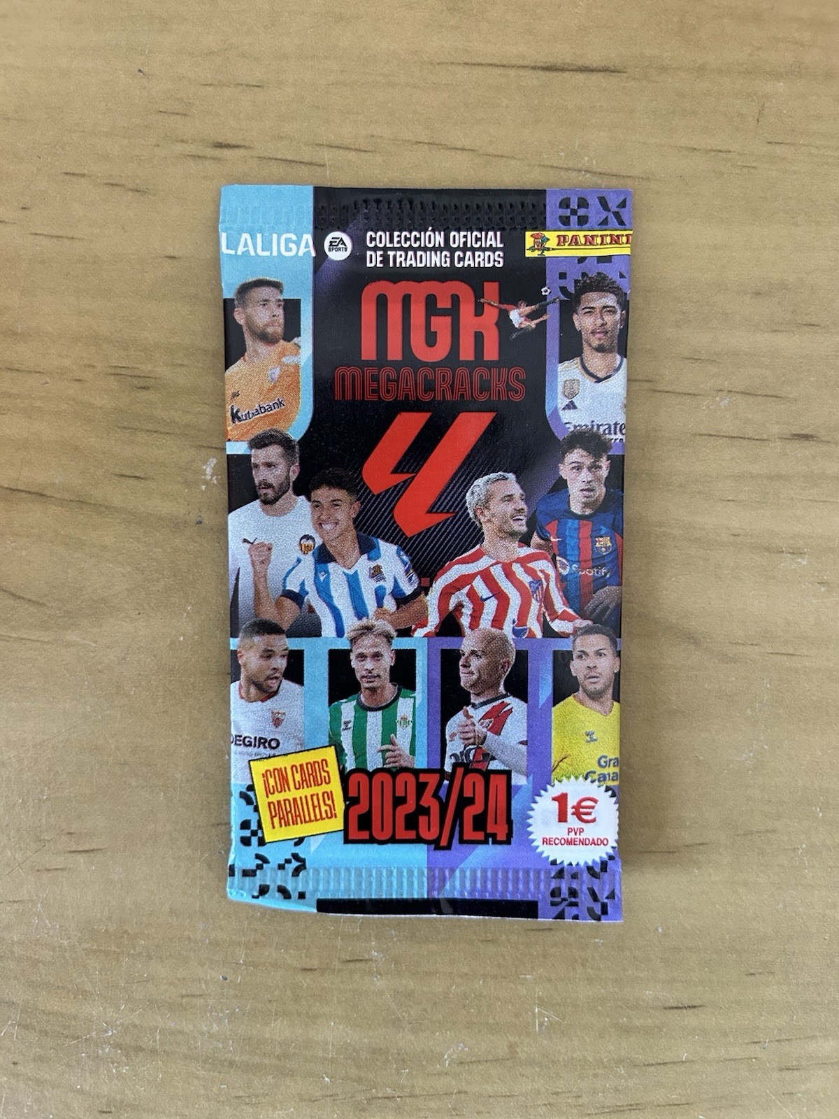 Sobres Megacracks 2023-24 Panini LaLiga precintados sin abrir
