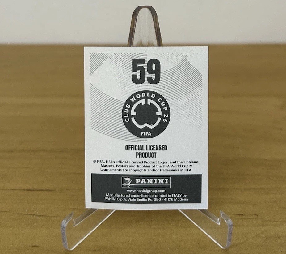 Reverso cromo Messi The Emblem 59 Mundial de Clubes 2025 Panini