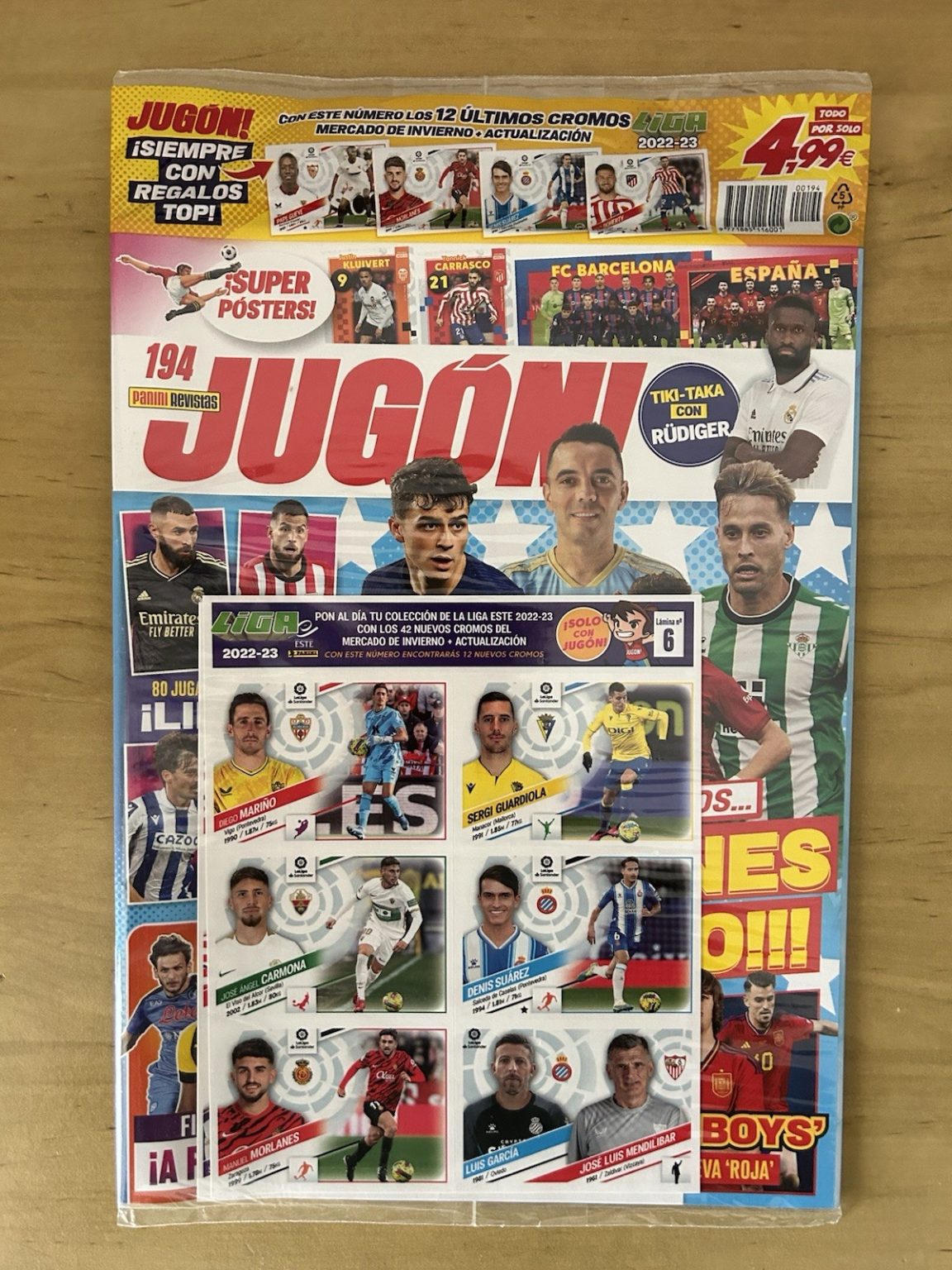 Revista Jugón 194 con 12 últimos cromos actualización LaLiga Este 2022-23 Panini