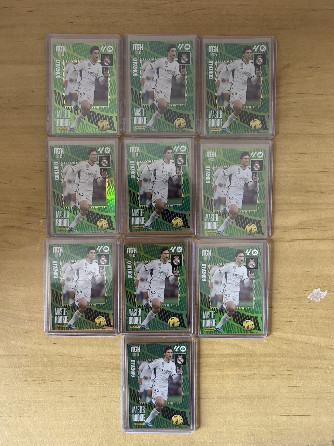 Lote 10 Máster Rookie Cards Gonzalo García 412 Megacracks LaLiga 2024-25 Real Madrid