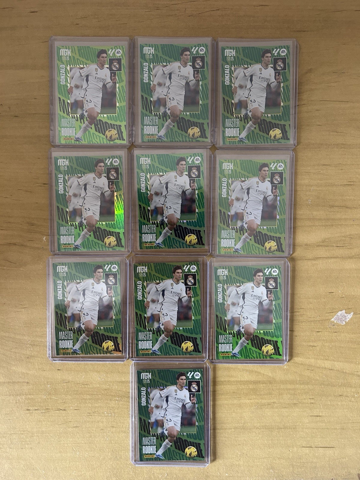 Lote 10 Máster Rookie Cards Gonzalo García 412 Megacracks LaLiga 2024-25 Real Madrid