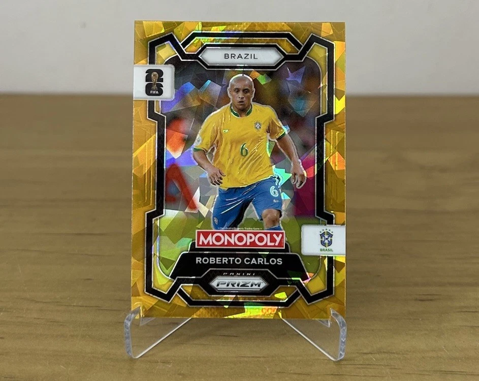 Carta Roberto Carlos Gold Cracked Ice Panini Prizm Monopoly FIFA World Cup 2026