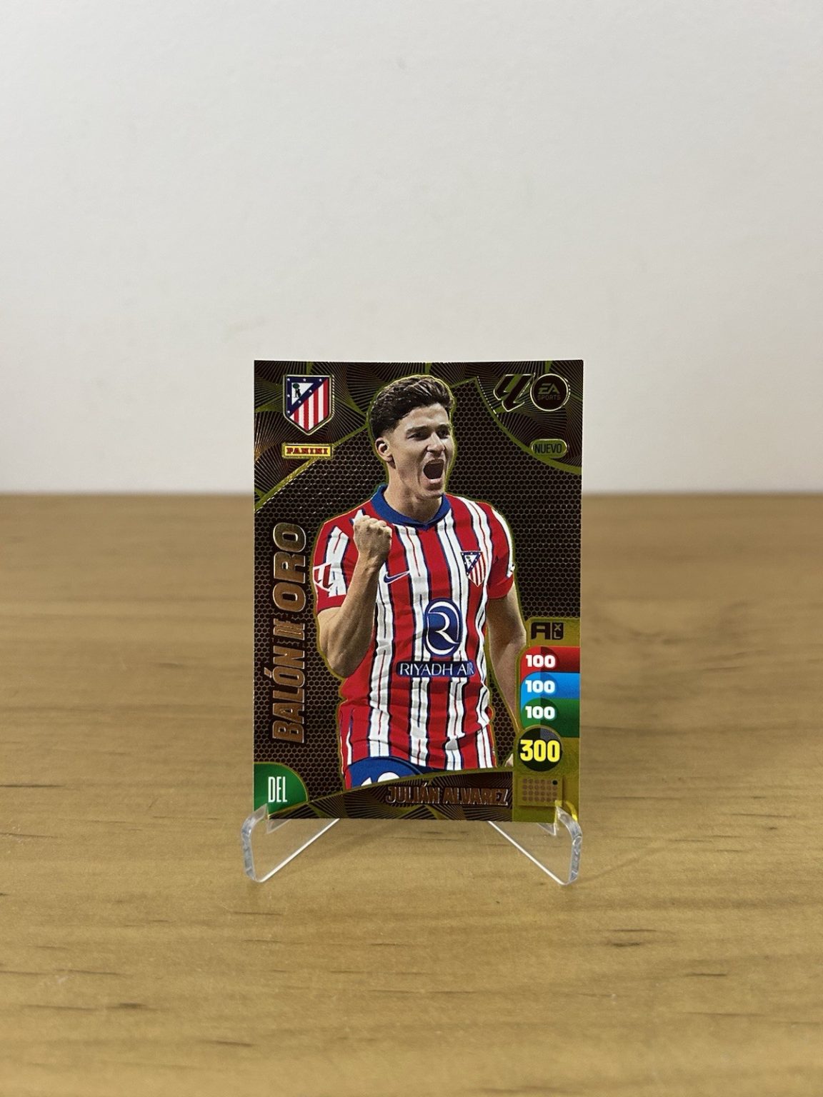 Julián Álvarez Nuevo Balón de Oro Adrenalyn XL LaLiga 2024-25 Panini Atlético de Madrid