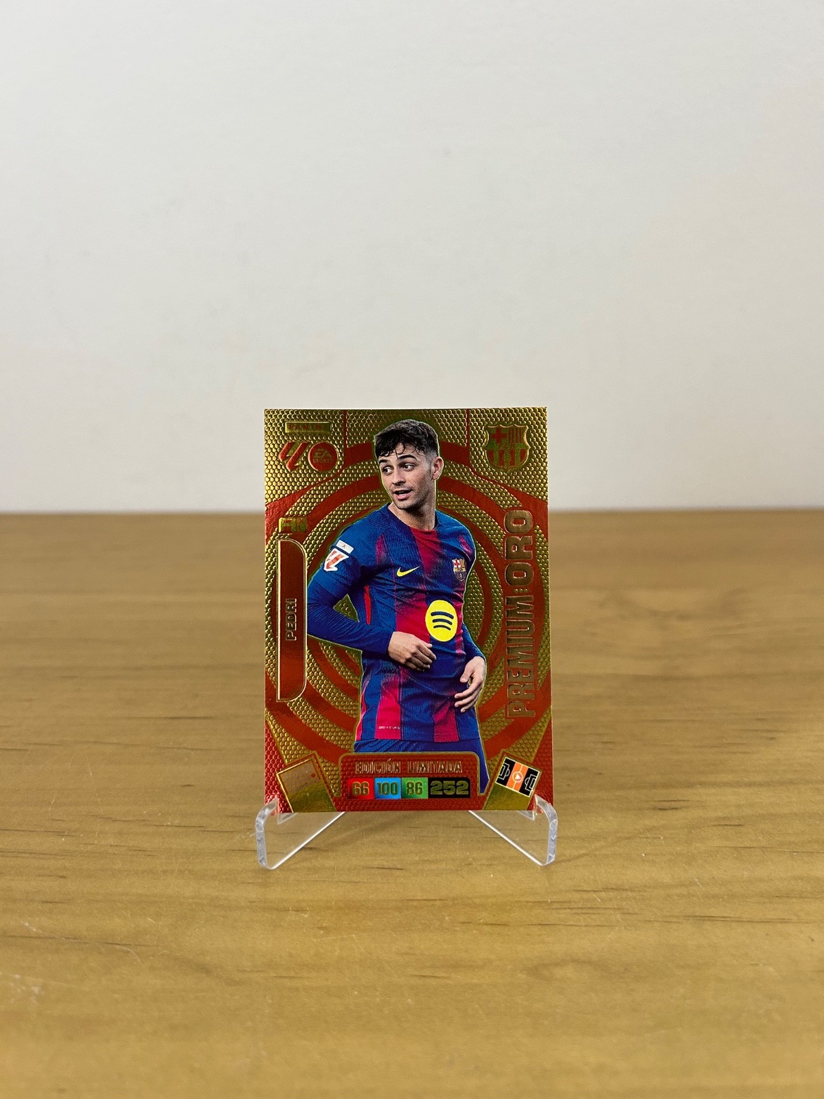 Pedri Edición Limitada Premium Oro Adrenalyn XL LaLiga 2025-26 Panini FC Barcelona