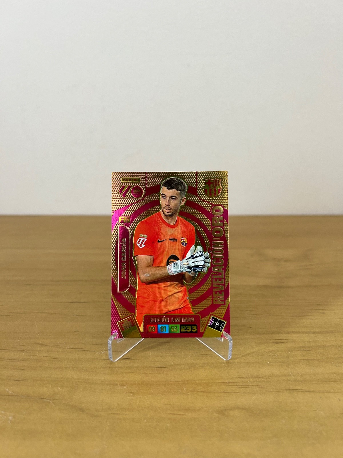 Joan García Revelación Oro Edición Limitada Adrenalyn XL LaLiga 2025-26 Panini FC Barcelona