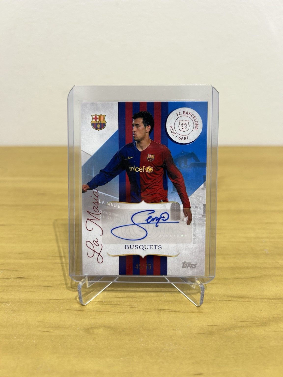Carta Sergio Busquets La Masía autógrafo numerada 45/75 Topps FC Barcelona 125 Aniversario