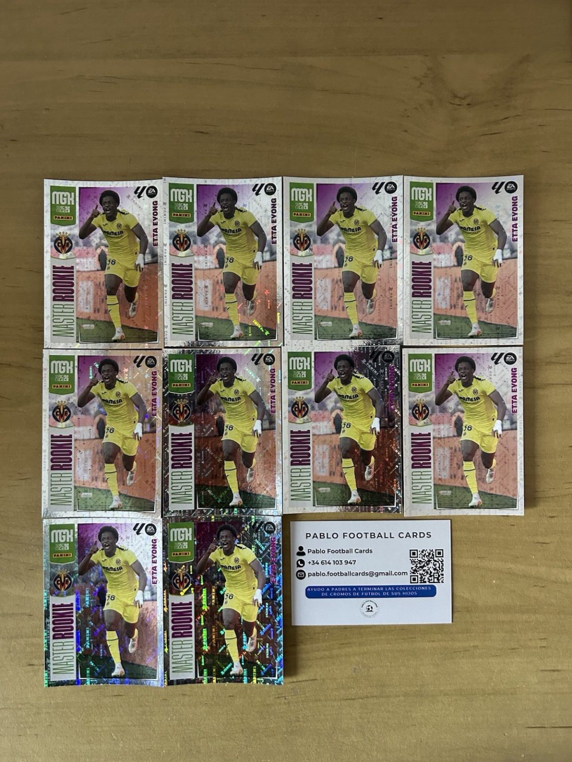 Lote 10 rookie cards Etta Eyong 410 Megacracks LaLiga 2025-26 Villarreal